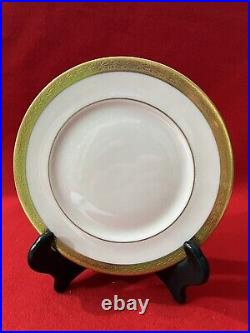 12-pc Vintage Ransgil China Laurel Pattern Plate GOLD Trim. Made In USA, A1732