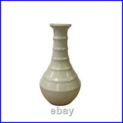 Chinese Ceramic Crackle Pattern Light Celadon GuanWare Vase ws3168