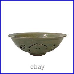 Chinese Ding Ware Celadon Glaze Pattern Ceramic Bowl Cup Display ws3247